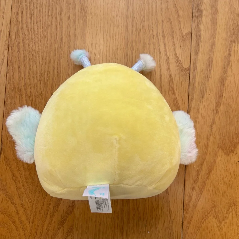 Squishmallows‎ Nixie The Butterfly 8” Plush Yellow Rainbow Fuzzy Belly Easter